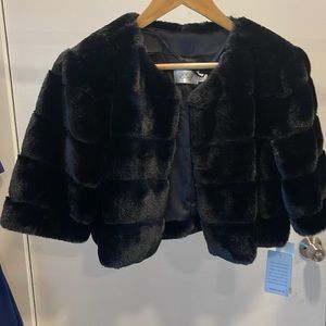 Fake fur jacket NWT Eliza J fit Nordstrom’s